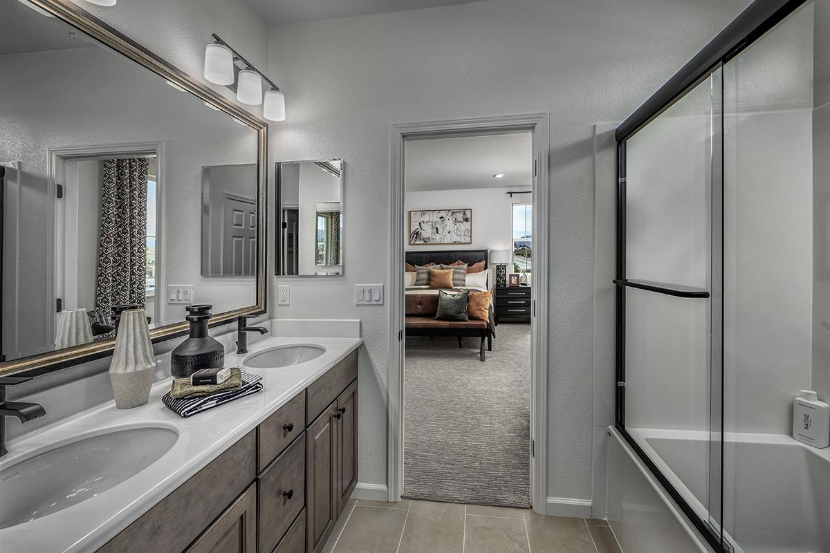 Detail Gallery Image 13 of 13 For 2231 Daisy Dr, Hollister,  CA 95023 - 4 Beds | 2/1 Baths