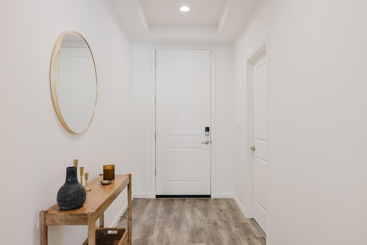 Detail Gallery Image 10 of 59 For 775 Appaloosa Way, Hollister,  CA 95023 - 5 Beds | 3/1 Baths