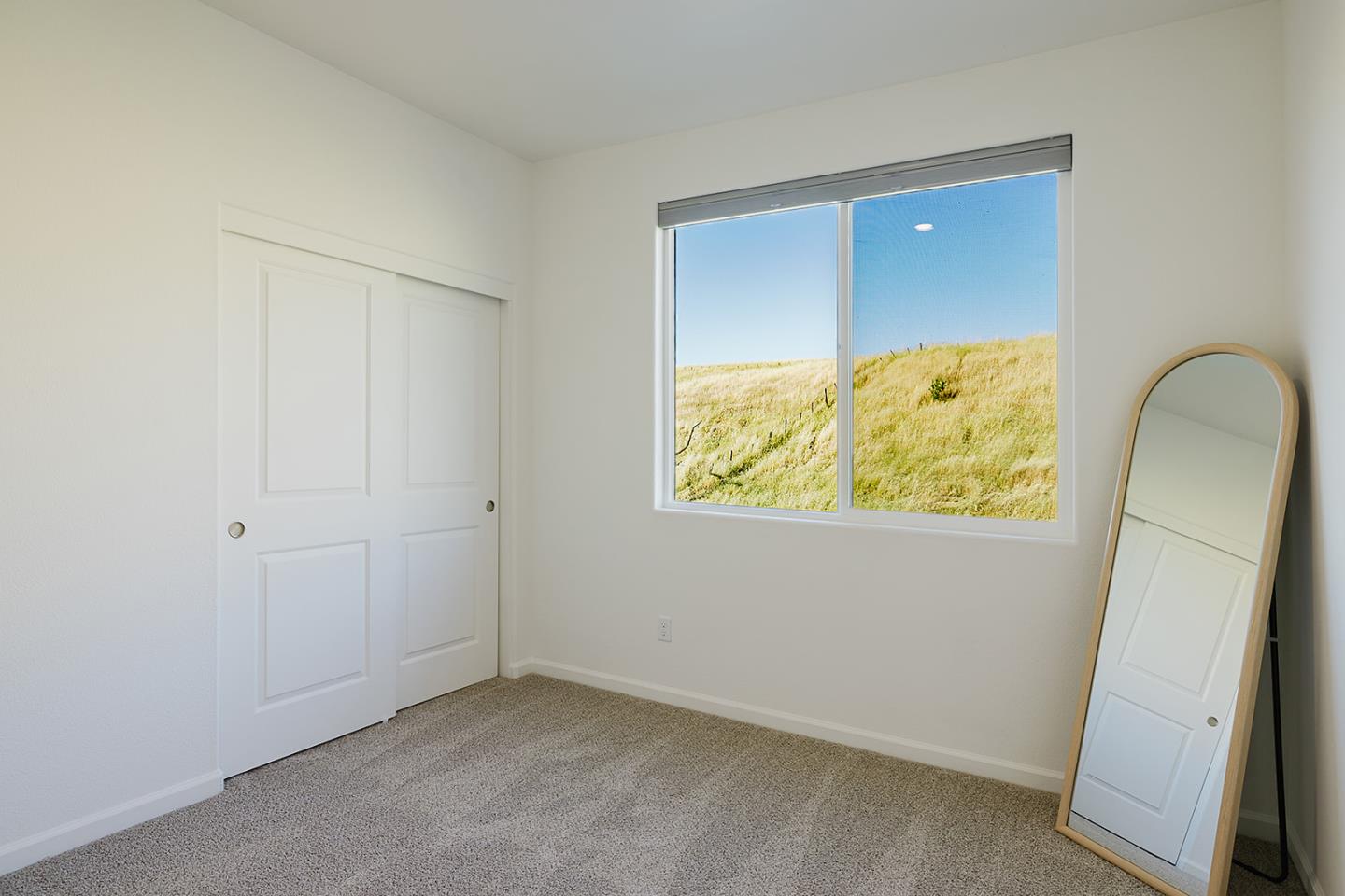Detail Gallery Image 17 of 59 For 775 Appaloosa Way, Hollister,  CA 95023 - 5 Beds | 3/1 Baths