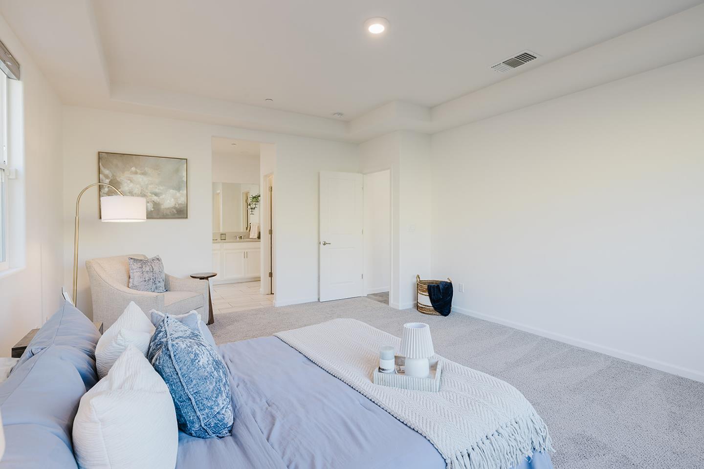 Detail Gallery Image 24 of 59 For 775 Appaloosa Way, Hollister,  CA 95023 - 5 Beds | 3/1 Baths