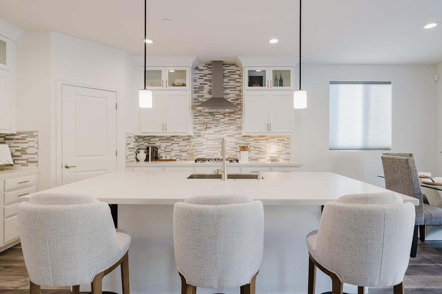 Detail Gallery Image 40 of 59 For 775 Appaloosa Way, Hollister,  CA 95023 - 5 Beds | 3/1 Baths