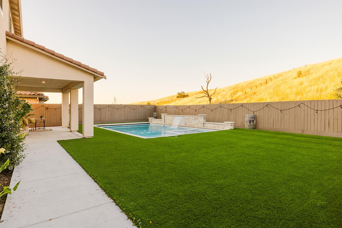 Detail Gallery Image 52 of 59 For 775 Appaloosa Way, Hollister,  CA 95023 - 5 Beds | 3/1 Baths