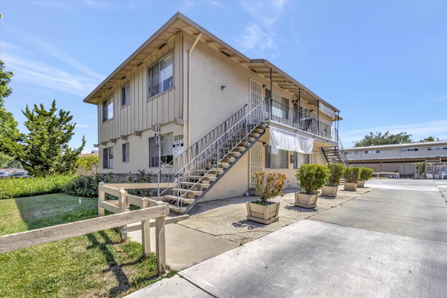 Detail Gallery Image 2 of 7 For 3170 Williamsburg Dr, San Jose,  CA 95117 - – Beds | – Baths