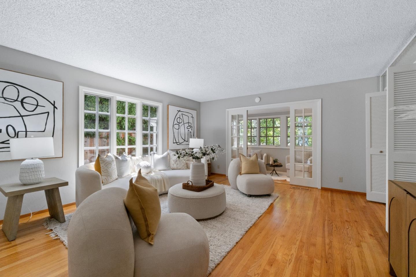 Detail Gallery Image 13 of 66 For 949 Wing Pl, Stanford,  CA 94305 - 5 Beds | 2/1 Baths