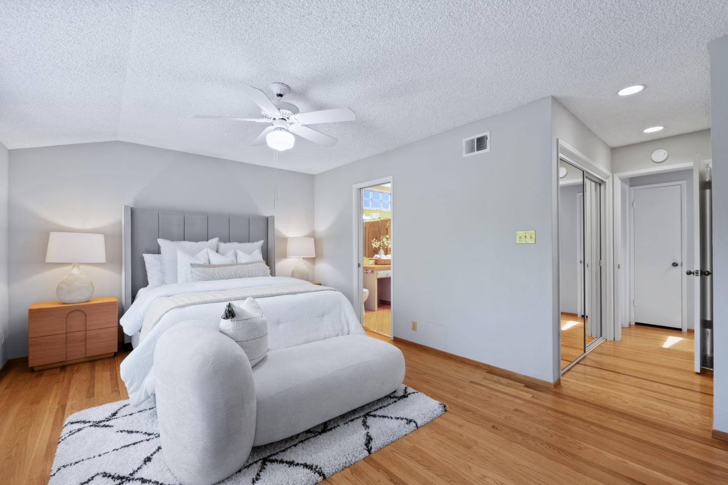 Detail Gallery Image 22 of 66 For 949 Wing Pl, Stanford,  CA 94305 - 5 Beds | 2/1 Baths