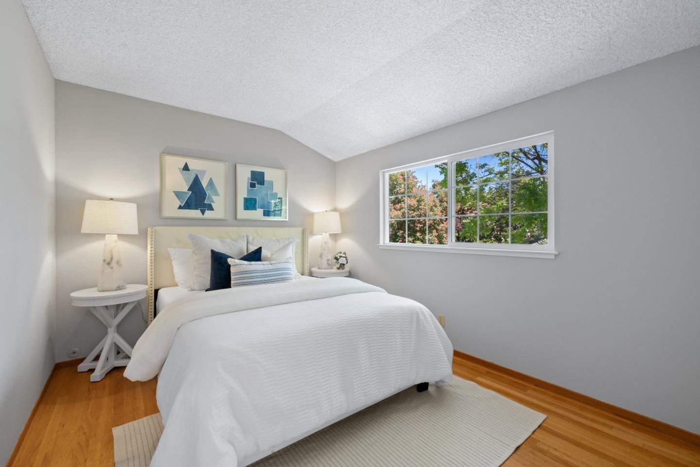 Detail Gallery Image 26 of 66 For 949 Wing Pl, Stanford,  CA 94305 - 5 Beds | 2/1 Baths