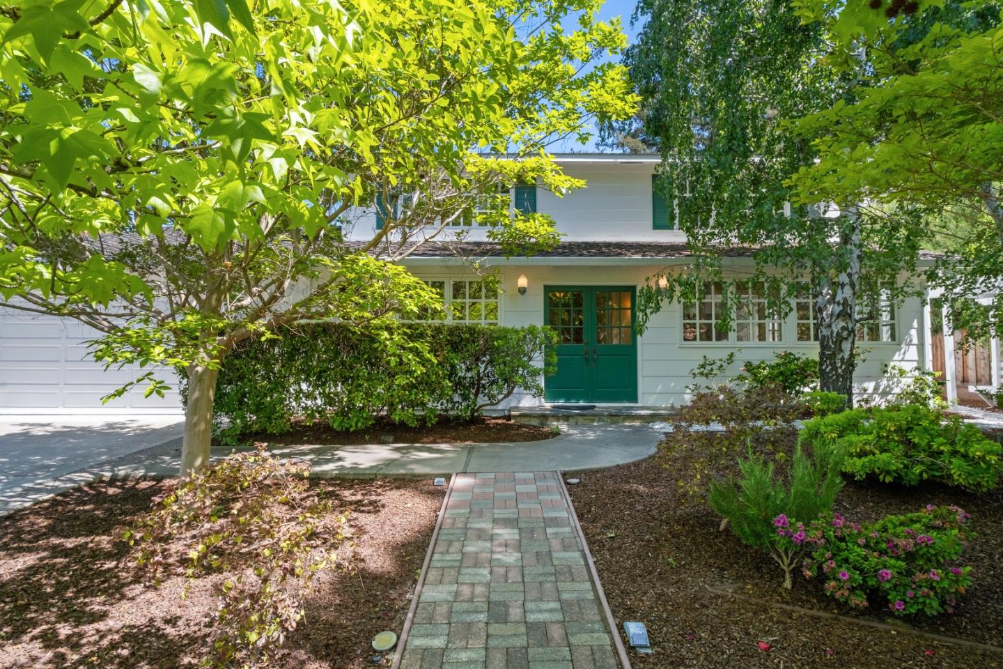 Detail Gallery Image 3 of 66 For 949 Wing Pl, Stanford,  CA 94305 - 5 Beds | 2/1 Baths