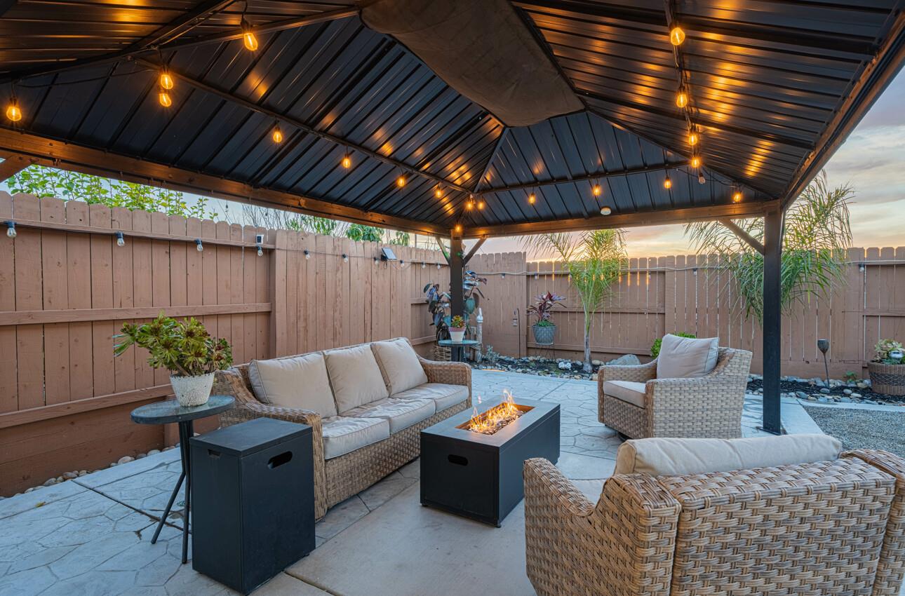 Detail Gallery Image 20 of 39 For 1622 Sunflower Dr, Hollister,  CA 95023 - 3 Beds | 2 Baths