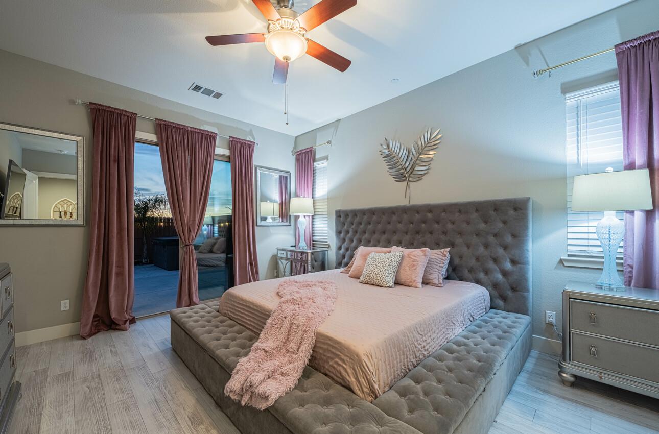 Detail Gallery Image 23 of 39 For 1622 Sunflower Dr, Hollister,  CA 95023 - 3 Beds | 2 Baths