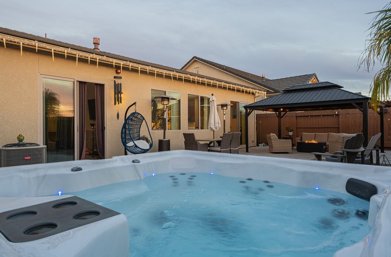Detail Gallery Image 25 of 39 For 1622 Sunflower Dr, Hollister,  CA 95023 - 3 Beds | 2 Baths