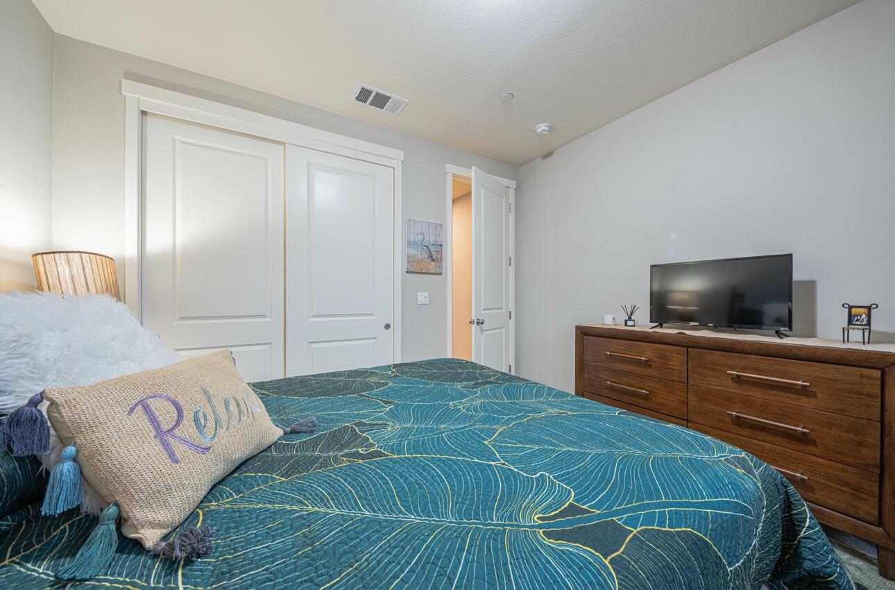 Detail Gallery Image 31 of 39 For 1622 Sunflower Dr, Hollister,  CA 95023 - 3 Beds | 2 Baths