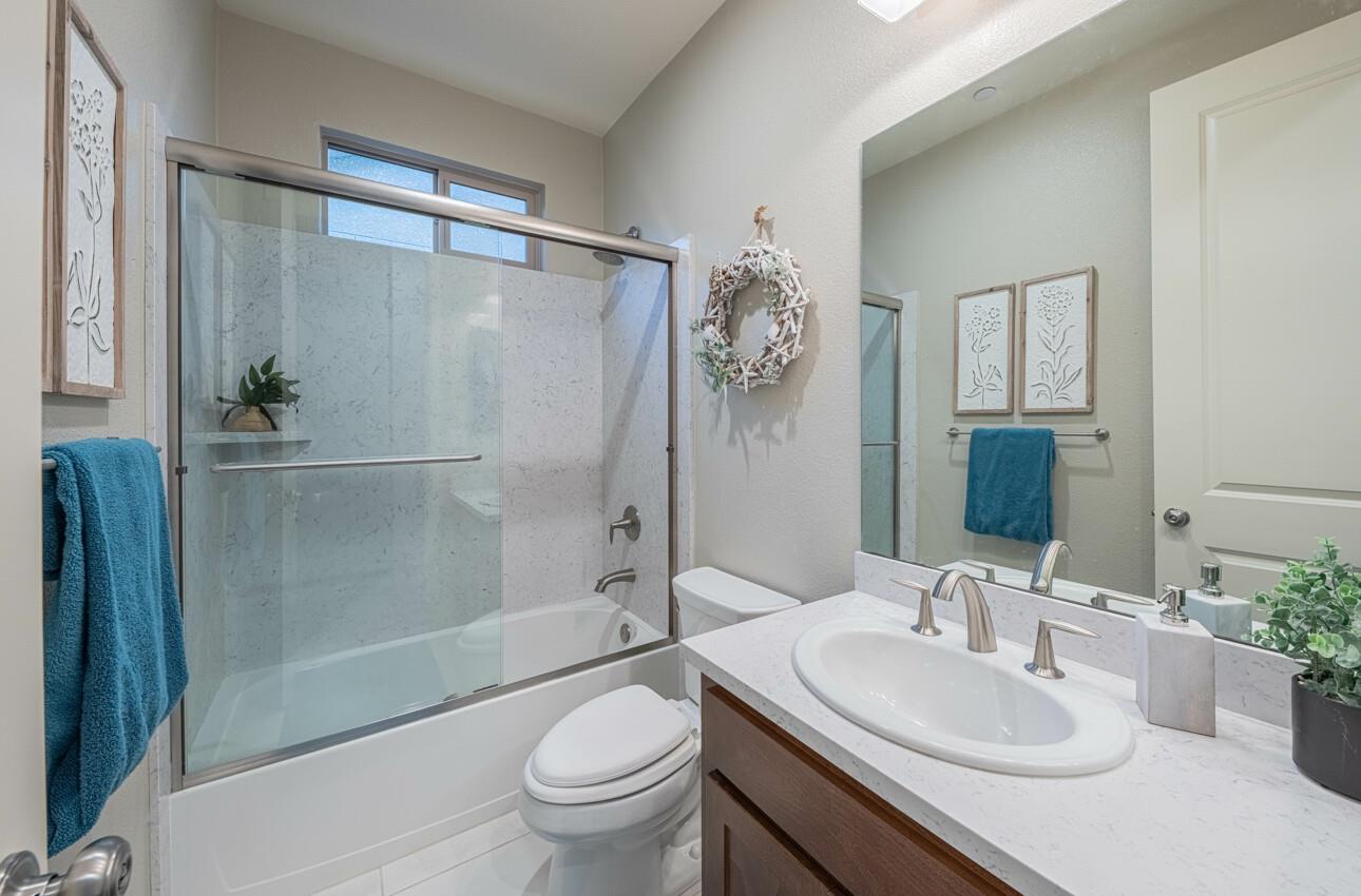 Detail Gallery Image 32 of 39 For 1622 Sunflower Dr, Hollister,  CA 95023 - 3 Beds | 2 Baths