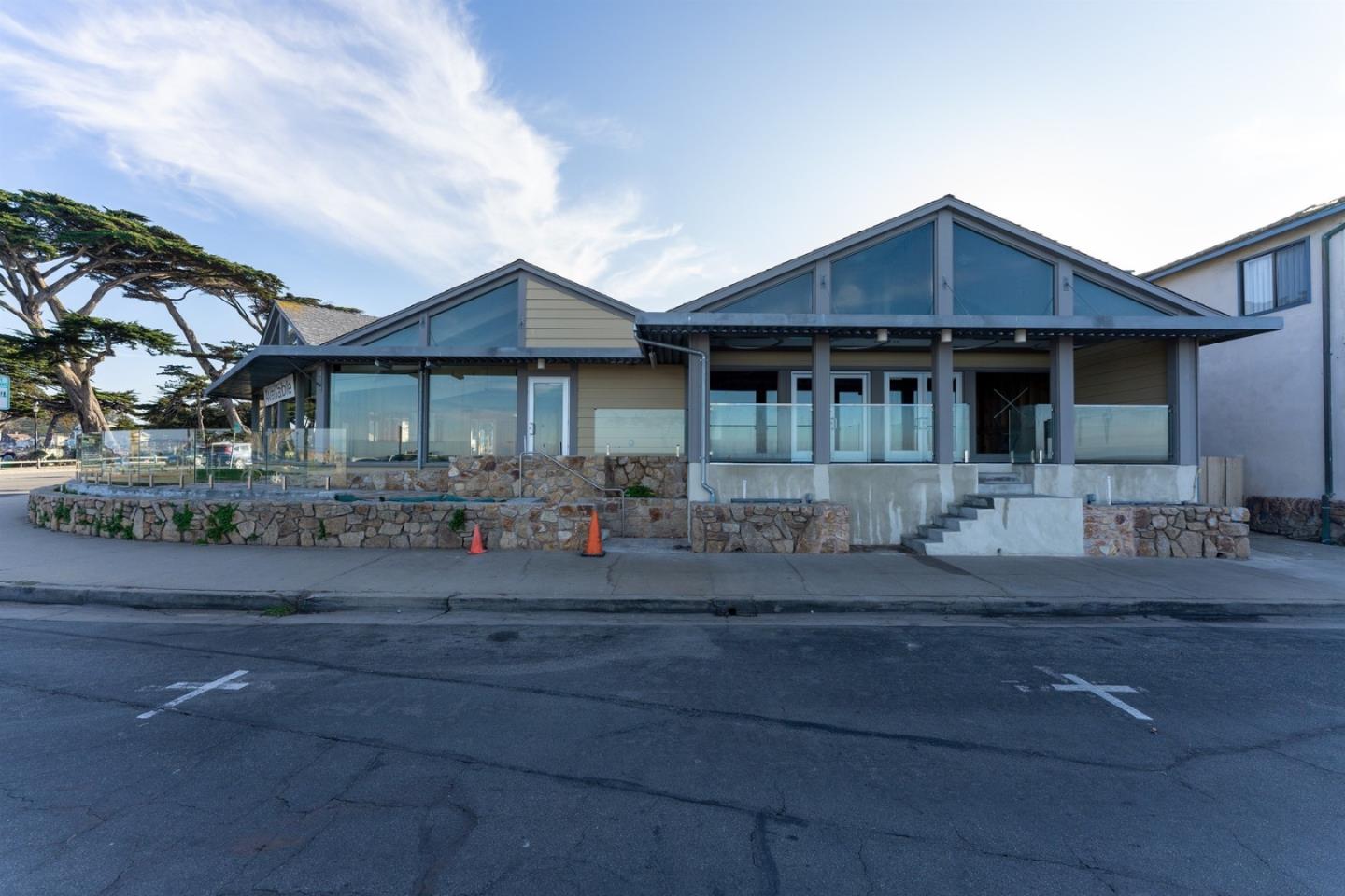 Detail Gallery Image 11 of 14 For 631 Ocean View Blvd #D-E,  Pacific Grove,  CA 93950 - – Beds | – Baths