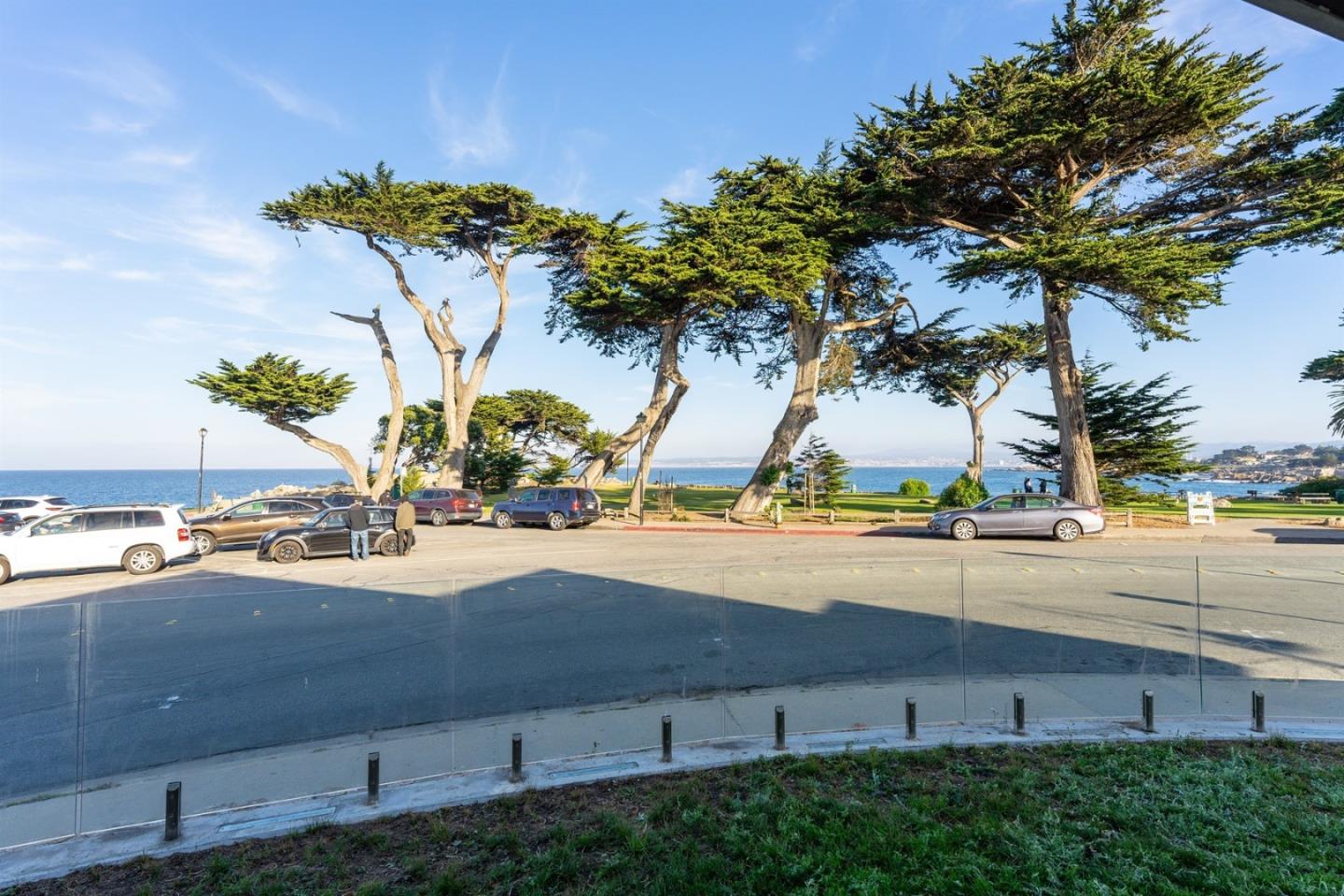 Detail Gallery Image 8 of 14 For 631 Ocean View Blvd #D-E,  Pacific Grove,  CA 93950 - – Beds | – Baths