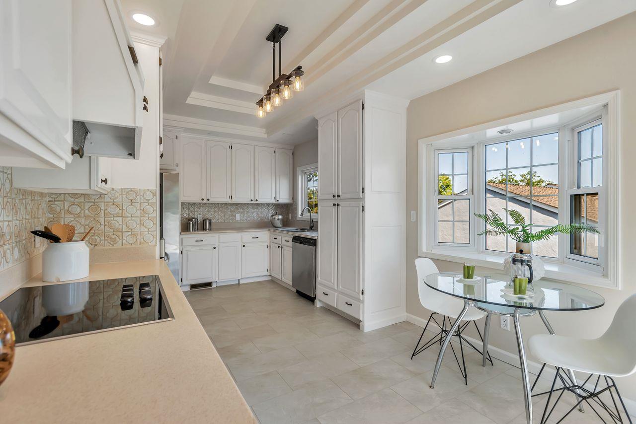 Detail Gallery Image 19 of 85 For 3709 Kenwood Ave, San Mateo,  CA 94403 - 4 Beds | 2/1 Baths