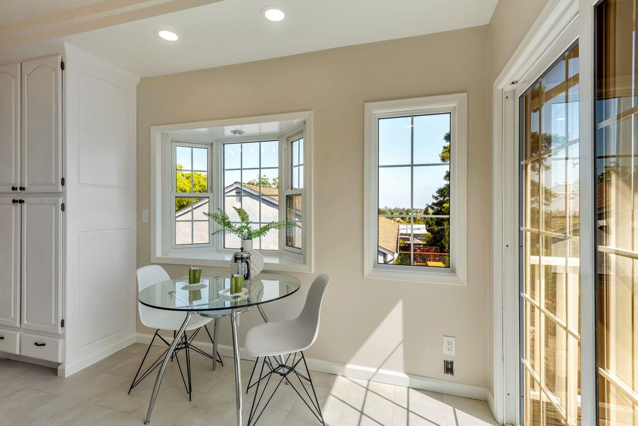Detail Gallery Image 22 of 85 For 3709 Kenwood Ave, San Mateo,  CA 94403 - 4 Beds | 2/1 Baths