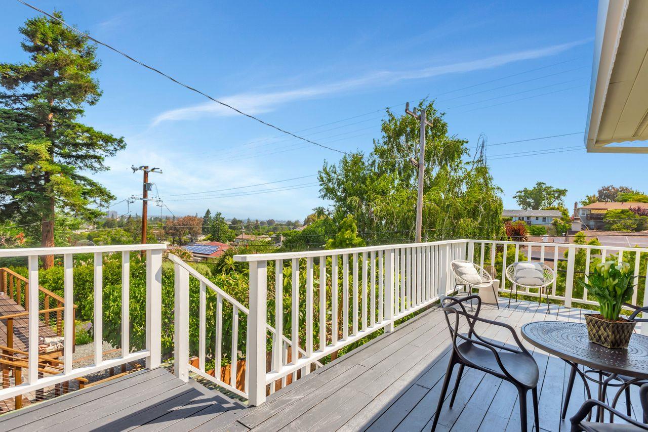 Detail Gallery Image 23 of 85 For 3709 Kenwood Ave, San Mateo,  CA 94403 - 4 Beds | 2/1 Baths