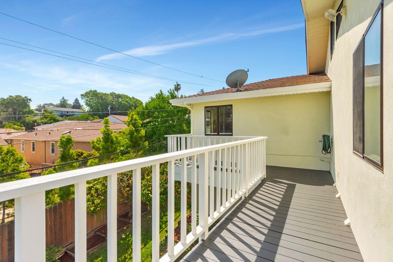 Detail Gallery Image 25 of 85 For 3709 Kenwood Ave, San Mateo,  CA 94403 - 4 Beds | 2/1 Baths