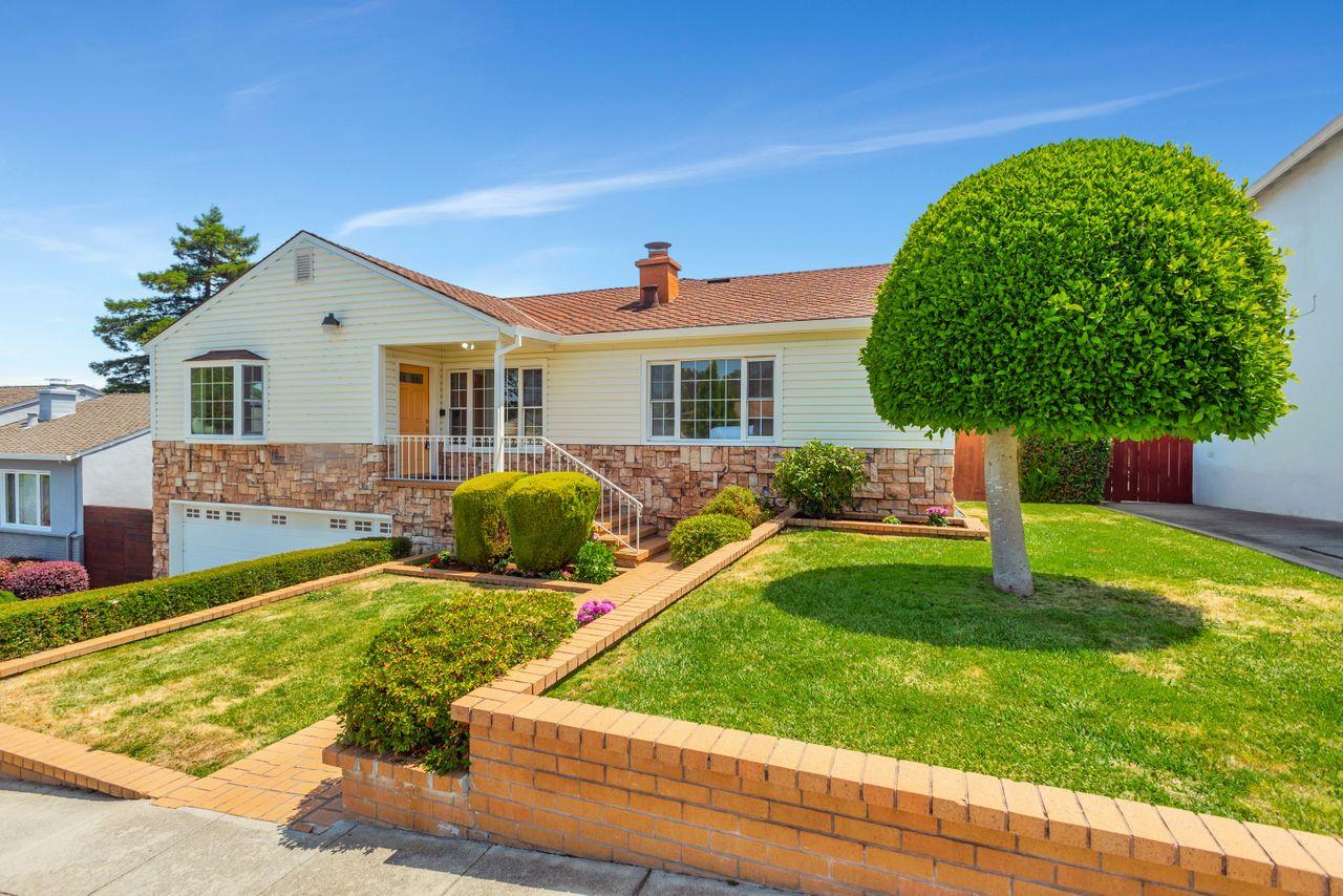 Detail Gallery Image 4 of 85 For 3709 Kenwood Ave, San Mateo,  CA 94403 - 4 Beds | 2/1 Baths