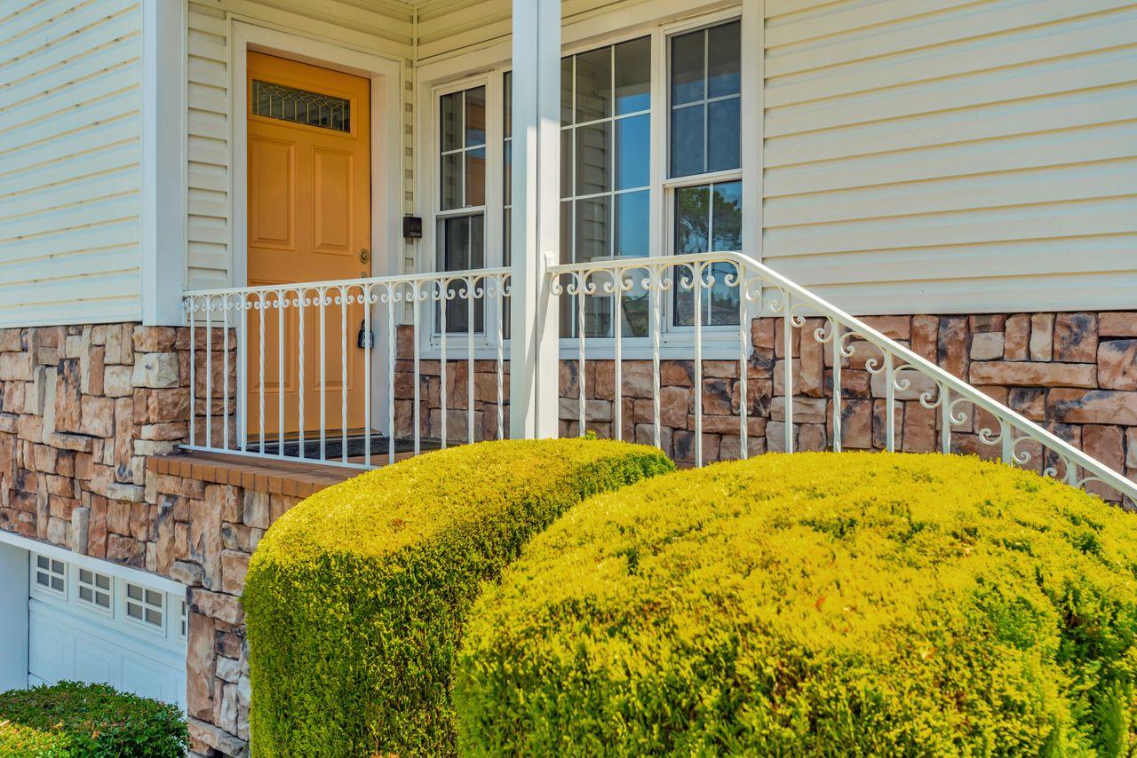 Detail Gallery Image 7 of 85 For 3709 Kenwood Ave, San Mateo,  CA 94403 - 4 Beds | 2/1 Baths