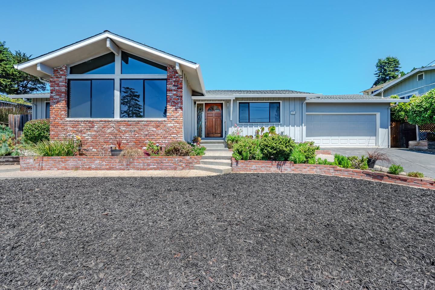 Detail Gallery Image 2 of 45 For 3177 W Ledyard Way, Aptos,  CA 95003 - 3 Beds | 2 Baths