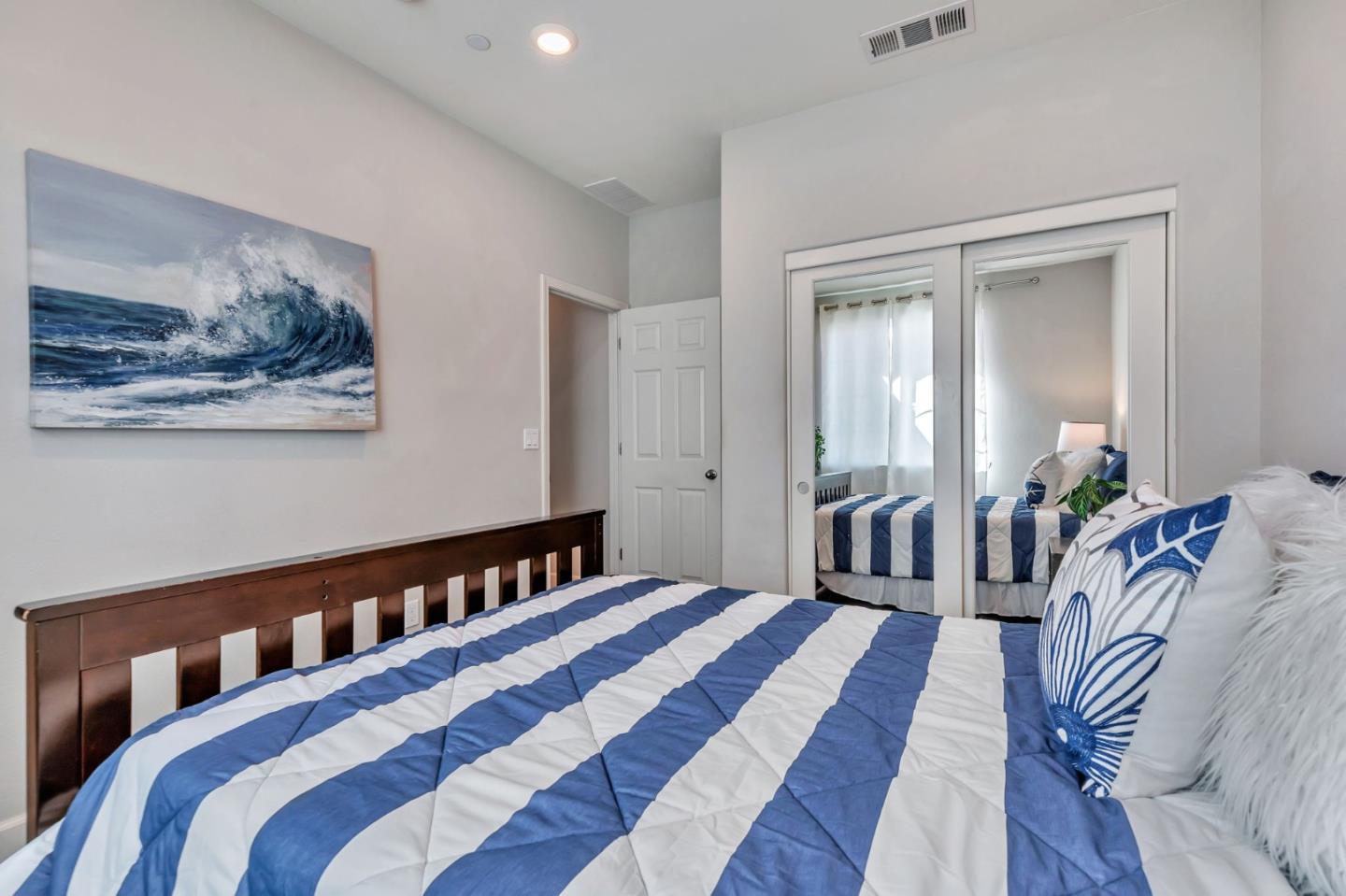 Detail Gallery Image 30 of 48 For 1216 Steinbeck Dr, Hollister,  CA 95023 - 3 Beds | 2 Baths
