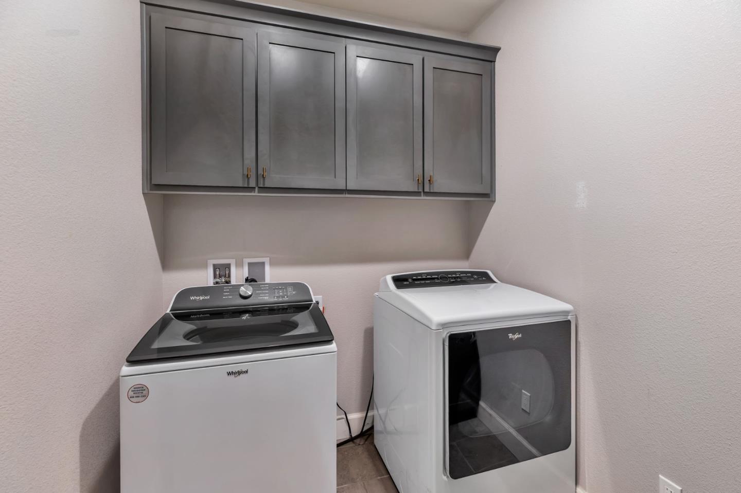 Detail Gallery Image 41 of 48 For 1216 Steinbeck Dr, Hollister,  CA 95023 - 3 Beds | 2 Baths