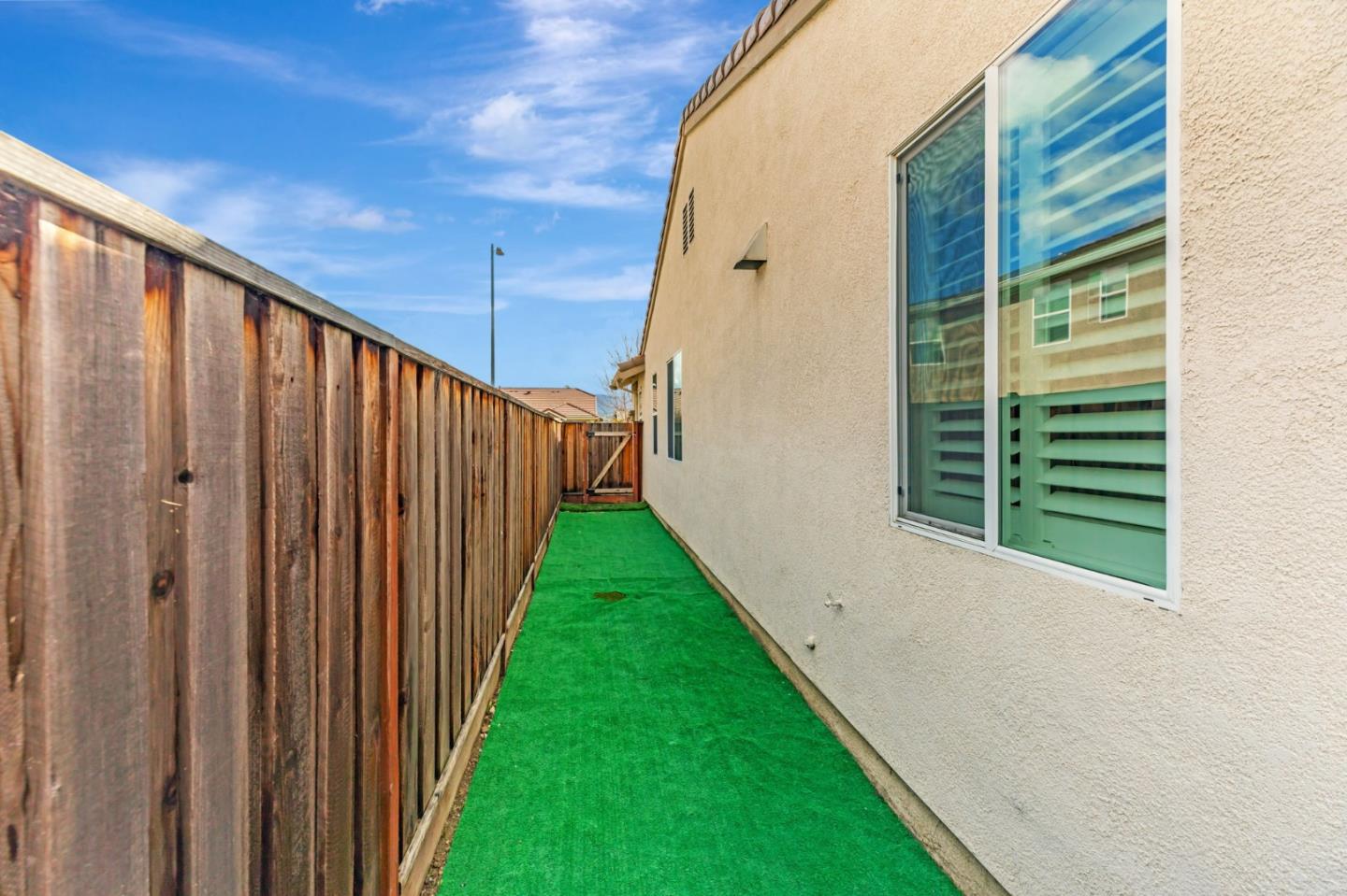 Detail Gallery Image 43 of 48 For 1216 Steinbeck Dr, Hollister,  CA 95023 - 3 Beds | 2 Baths