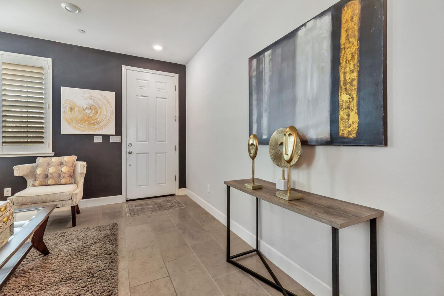 Detail Gallery Image 7 of 48 For 1216 Steinbeck Dr, Hollister,  CA 95023 - 3 Beds | 2 Baths