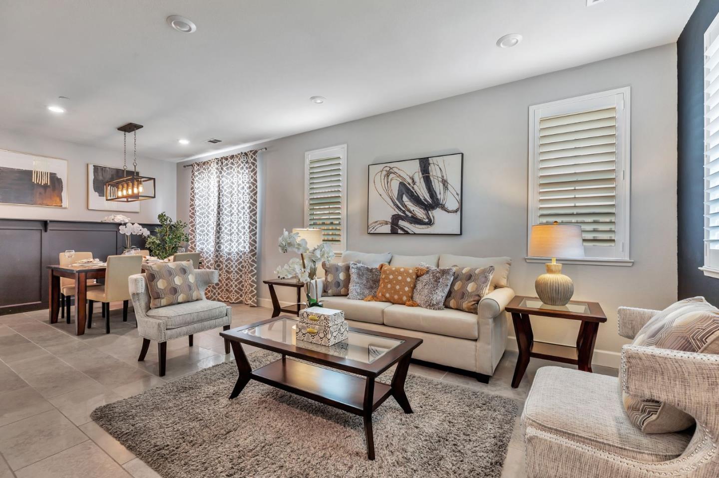 Detail Gallery Image 8 of 48 For 1216 Steinbeck Dr, Hollister,  CA 95023 - 3 Beds | 2 Baths