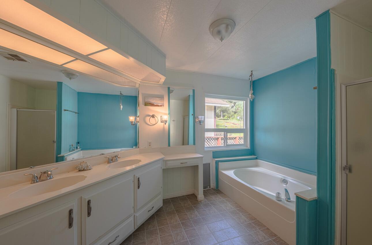 Detail Gallery Image 27 of 37 For 17581 Pond-Derosa #17581/3,  Prunedale,  CA 93907 - 2 Beds | 2 Baths