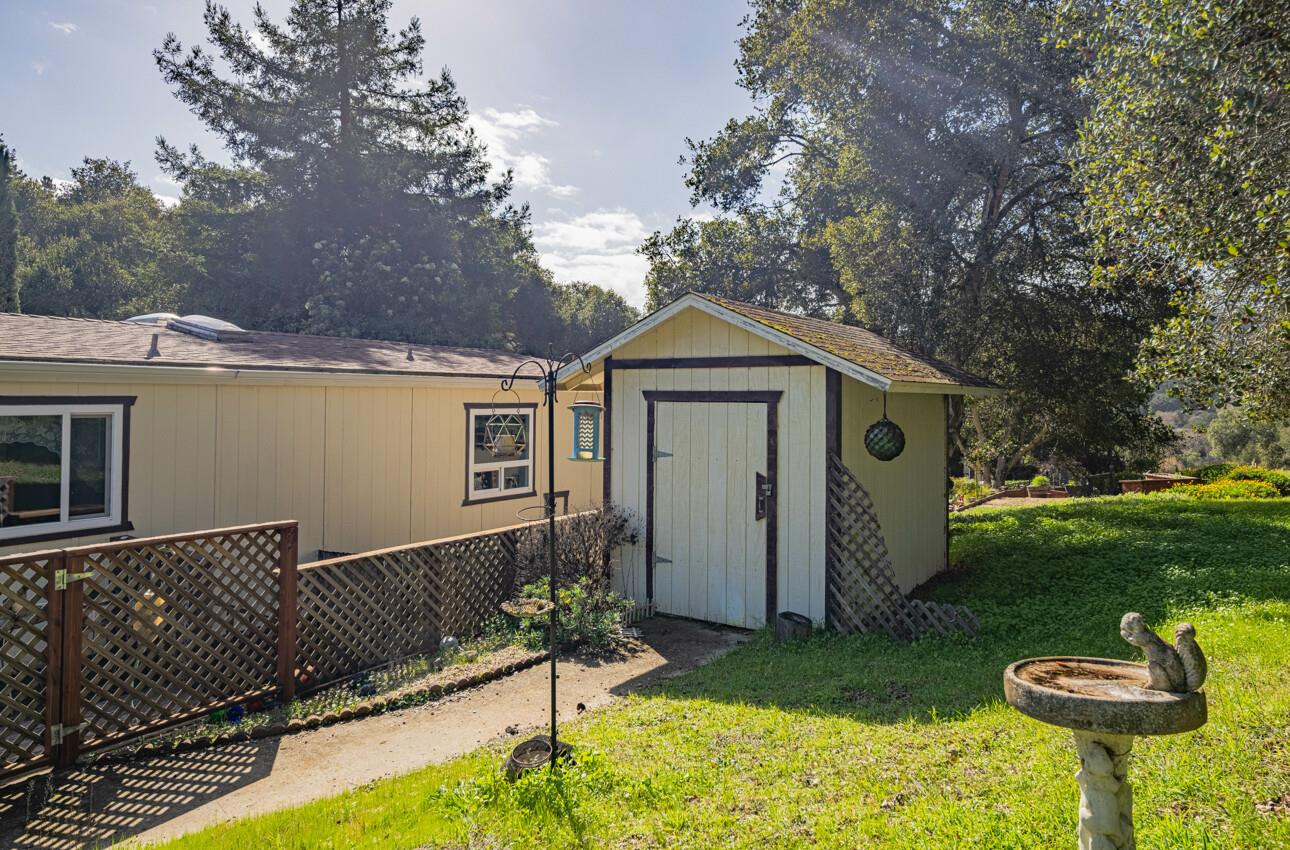 Detail Gallery Image 36 of 37 For 17581 Pond-Derosa #17581/3,  Prunedale,  CA 93907 - 2 Beds | 2 Baths