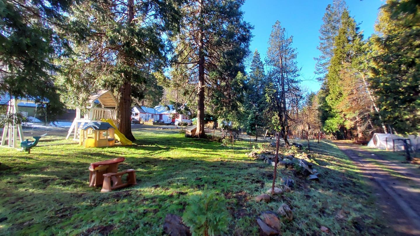 Detail Gallery Image 4 of 10 For 8063 Anderson Valley Rd, Coulterville,  CA 95311 - 1 Beds | 1 Baths