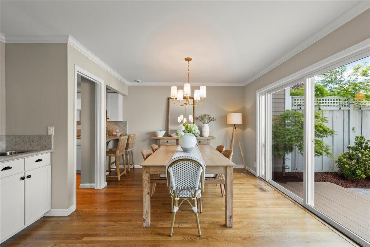 Detail Gallery Image 11 of 35 For 16979 Roberts Rd #9,  Los Gatos,  CA 95032 - 3 Beds | 2/1 Baths