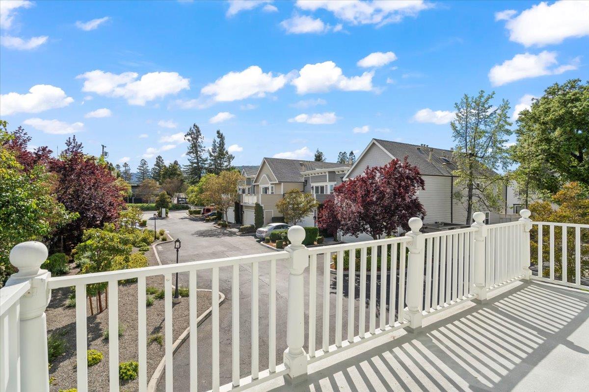 Detail Gallery Image 33 of 35 For 16979 Roberts Rd #9,  Los Gatos,  CA 95032 - 3 Beds | 2/1 Baths