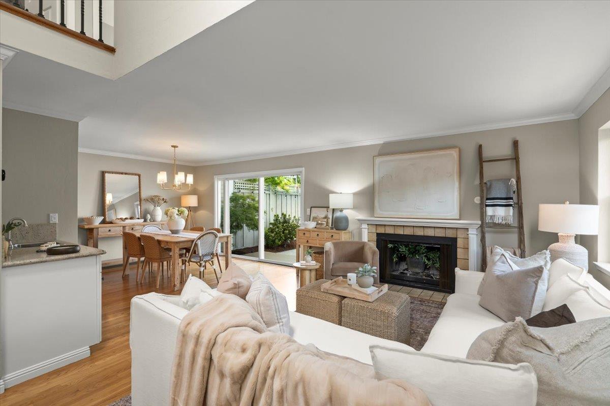 Detail Gallery Image 6 of 35 For 16979 Roberts Rd #9,  Los Gatos,  CA 95032 - 3 Beds | 2/1 Baths