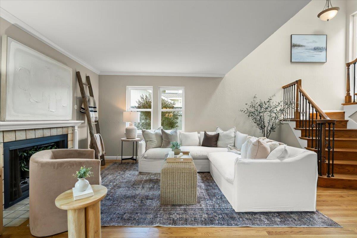 Detail Gallery Image 7 of 35 For 16979 Roberts Rd #9,  Los Gatos,  CA 95032 - 3 Beds | 2/1 Baths