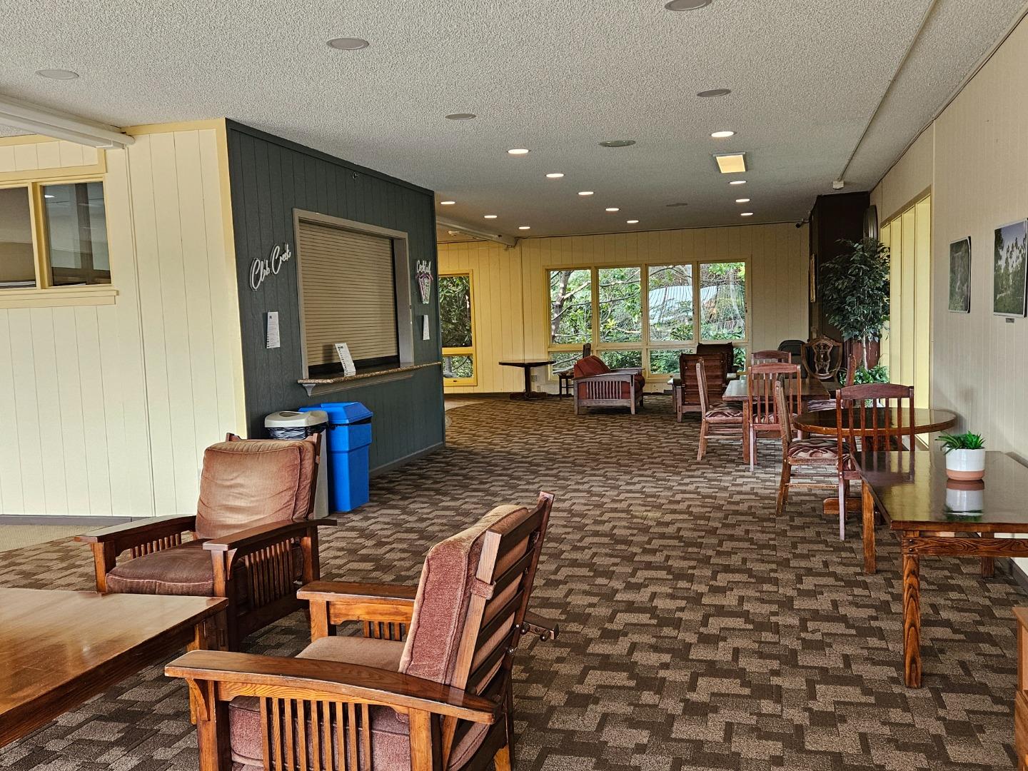 Detail Gallery Image 16 of 29 For 7108 Shelter Creek Ln, San Bruno,  CA 94066 - 1 Beds | 1 Baths