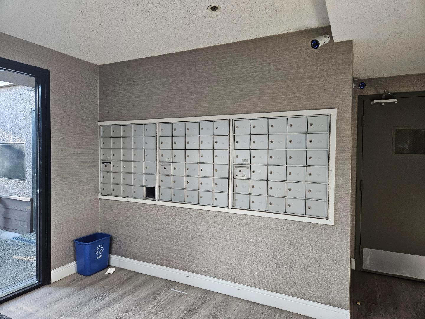 Detail Gallery Image 27 of 29 For 7108 Shelter Creek Ln, San Bruno,  CA 94066 - 1 Beds | 1 Baths