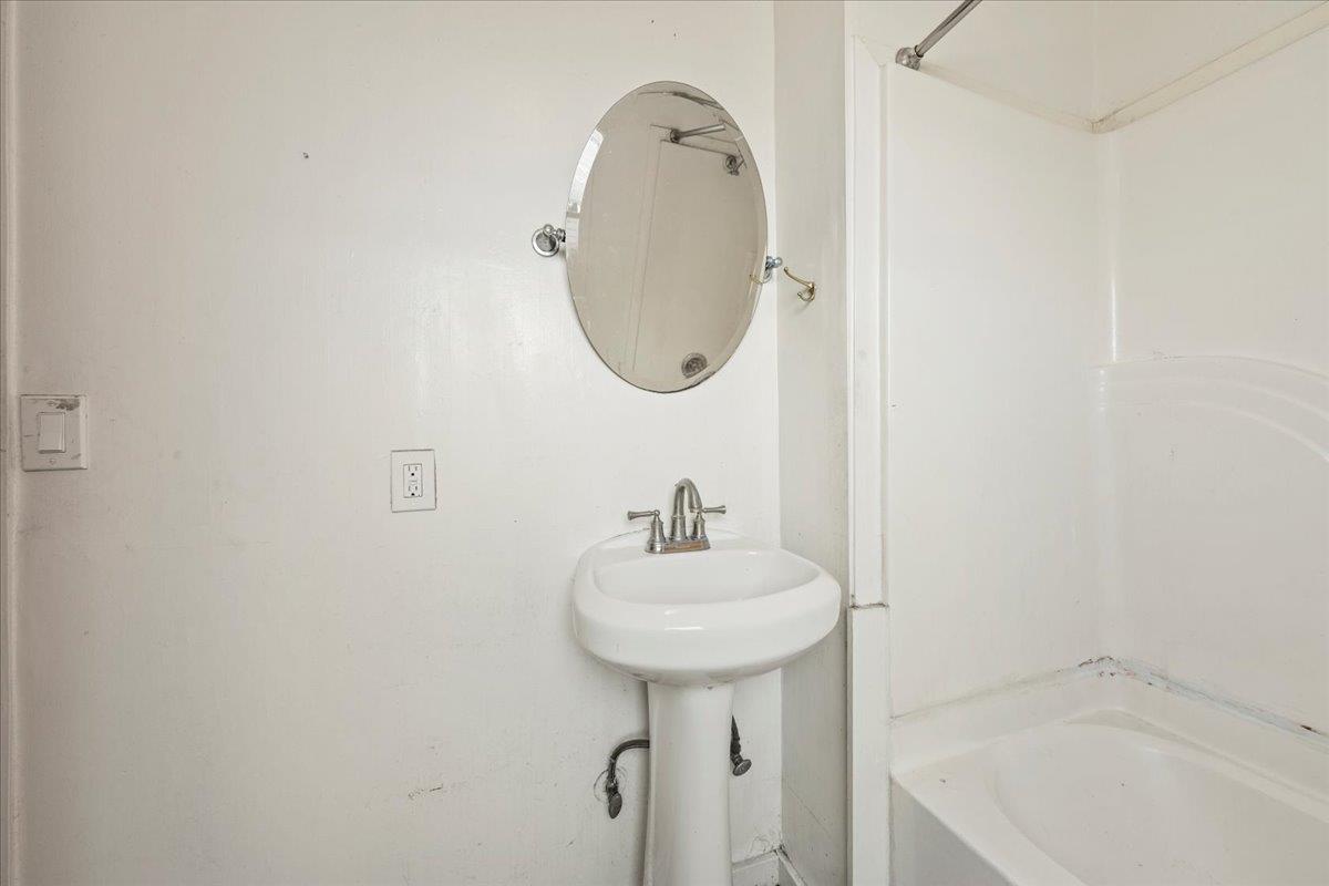 Detail Gallery Image 18 of 20 For 2857 Ford St, Oakland,  CA 94601 - – Beds | – Baths