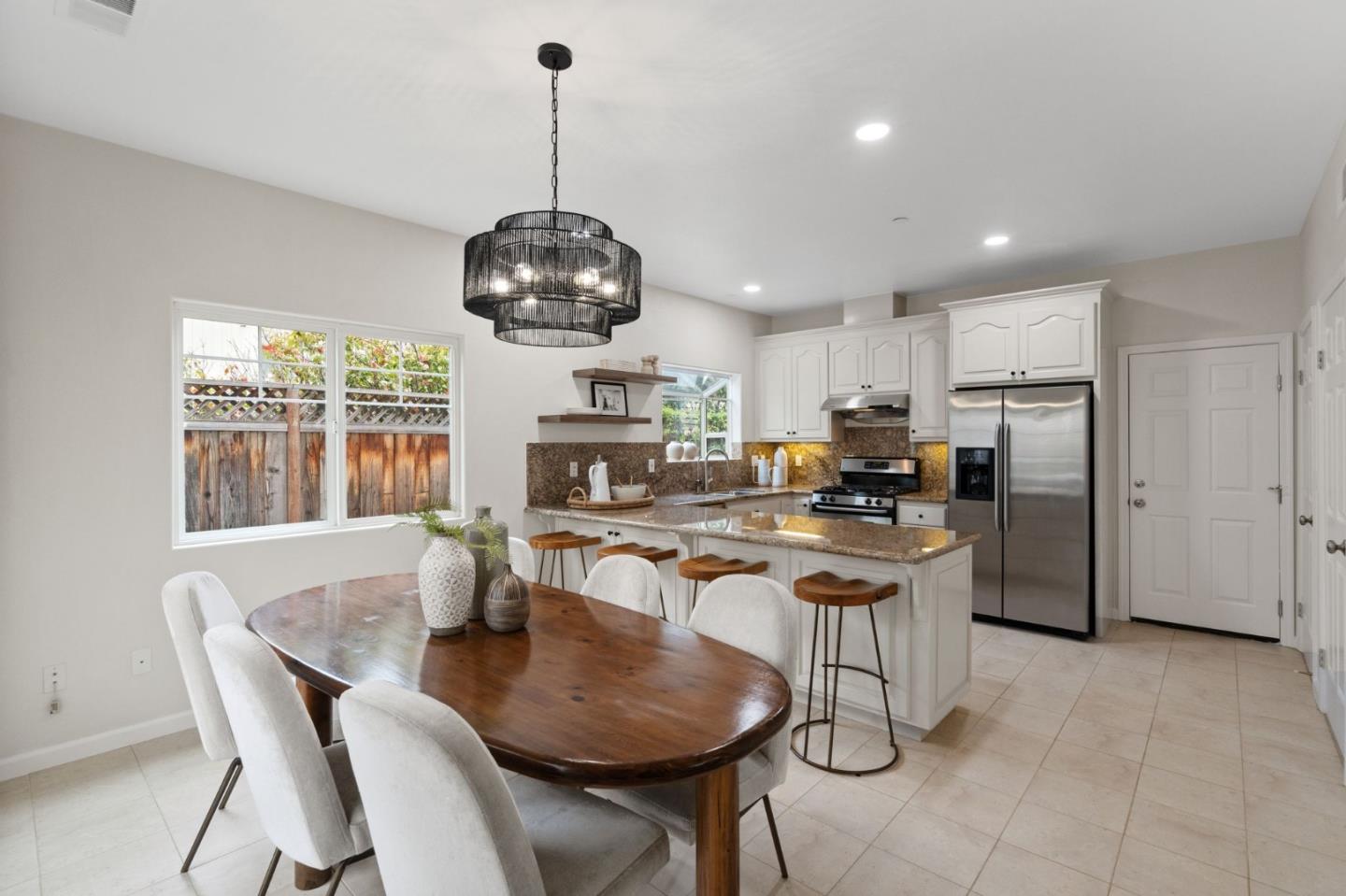 Detail Gallery Image 10 of 45 For 426 Crescent Ave, Sunnyvale,  CA 94087 - 3 Beds | 2/1 Baths
