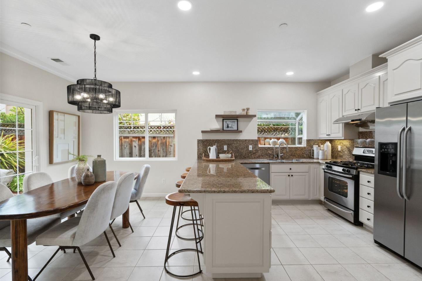 Detail Gallery Image 12 of 45 For 426 Crescent Ave, Sunnyvale,  CA 94087 - 3 Beds | 2/1 Baths