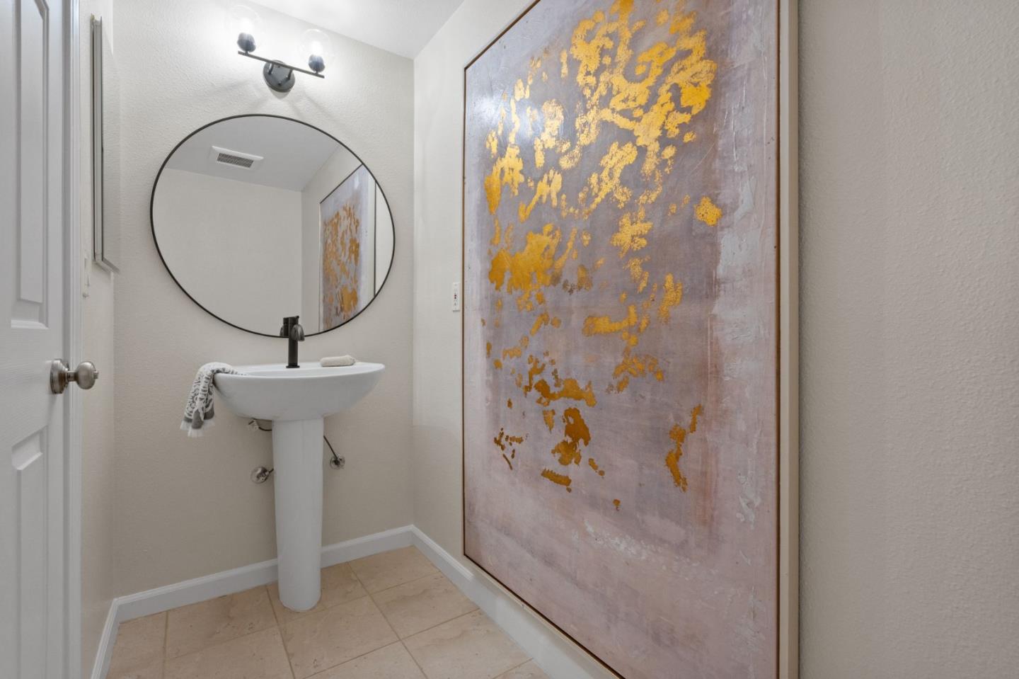 Detail Gallery Image 15 of 45 For 426 Crescent Ave, Sunnyvale,  CA 94087 - 3 Beds | 2/1 Baths
