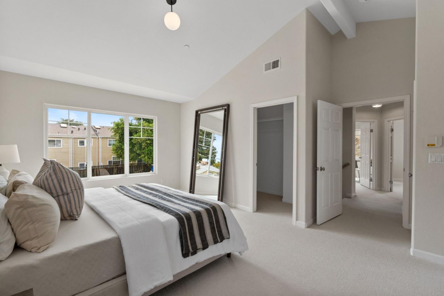 Detail Gallery Image 19 of 45 For 426 Crescent Ave, Sunnyvale,  CA 94087 - 3 Beds | 2/1 Baths