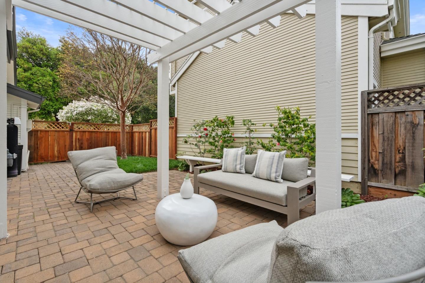 Detail Gallery Image 32 of 45 For 426 Crescent Ave, Sunnyvale,  CA 94087 - 3 Beds | 2/1 Baths