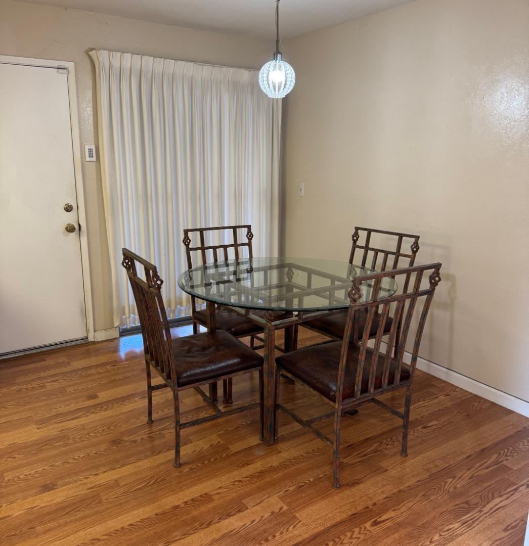 Detail Gallery Image 3 of 8 For 1338 Quail St, Los Banos,  CA 93635 - 2 Beds | 1 Baths