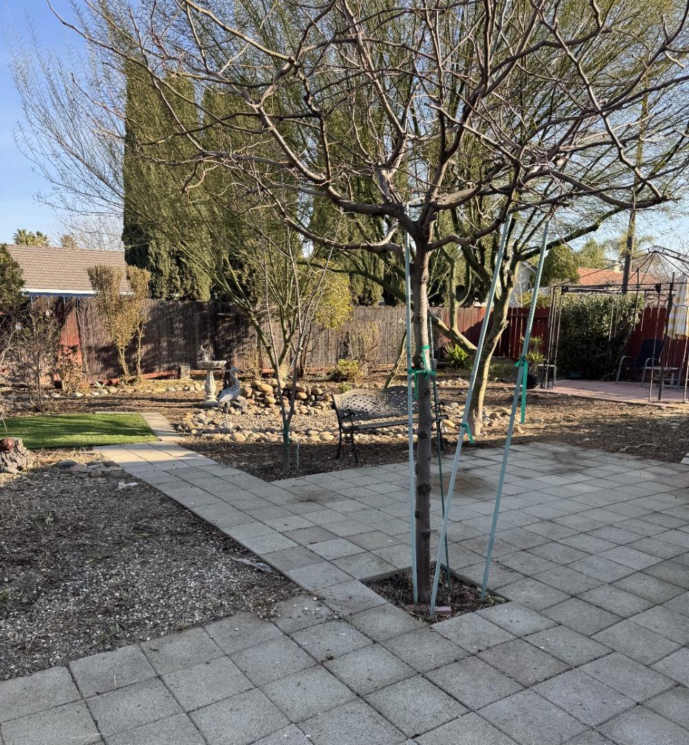 Detail Gallery Image 6 of 8 For 1338 Quail St, Los Banos,  CA 93635 - 2 Beds | 1 Baths