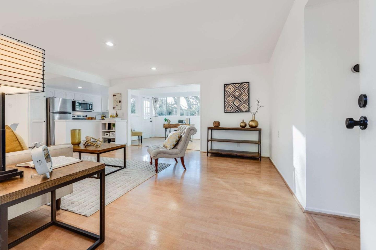 Detail Gallery Image 2 of 20 For 14225 Lora Dr #59,  Los Gatos,  CA 95032 - 2 Beds | 1 Baths