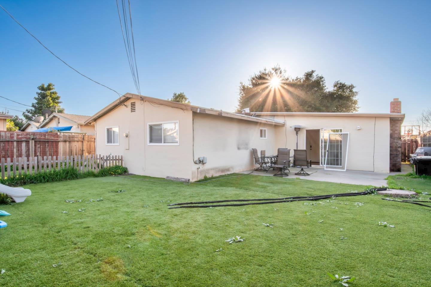 Detail Gallery Image 24 of 26 For 4016 San Bernardino Way, San Jose,  CA 95111 - 4 Beds | 2 Baths