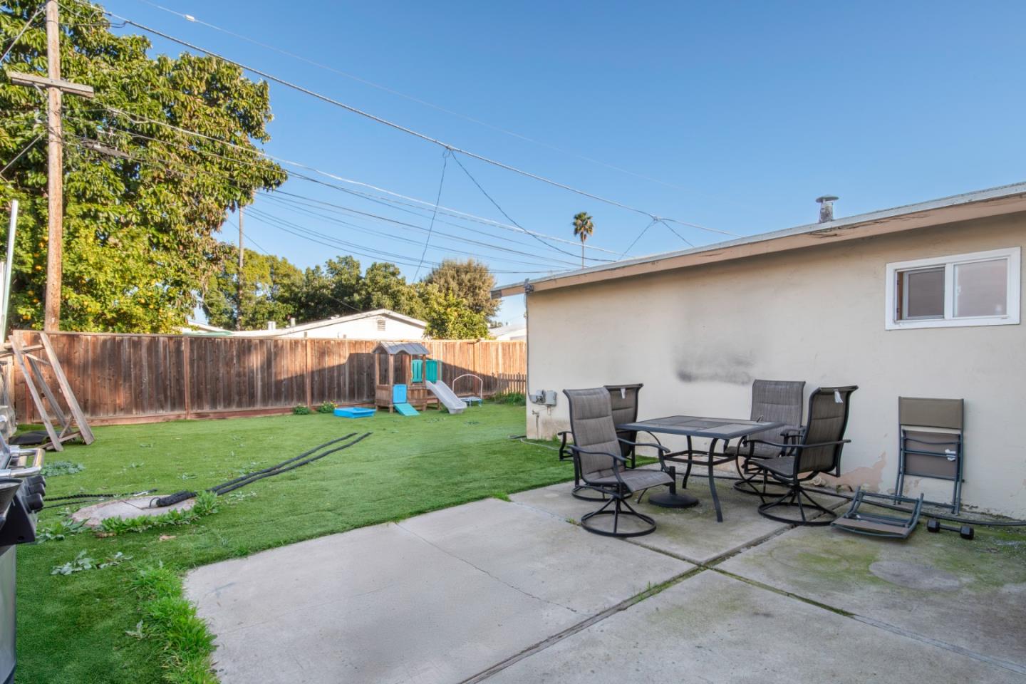 Detail Gallery Image 25 of 26 For 4016 San Bernardino Way, San Jose,  CA 95111 - 4 Beds | 2 Baths